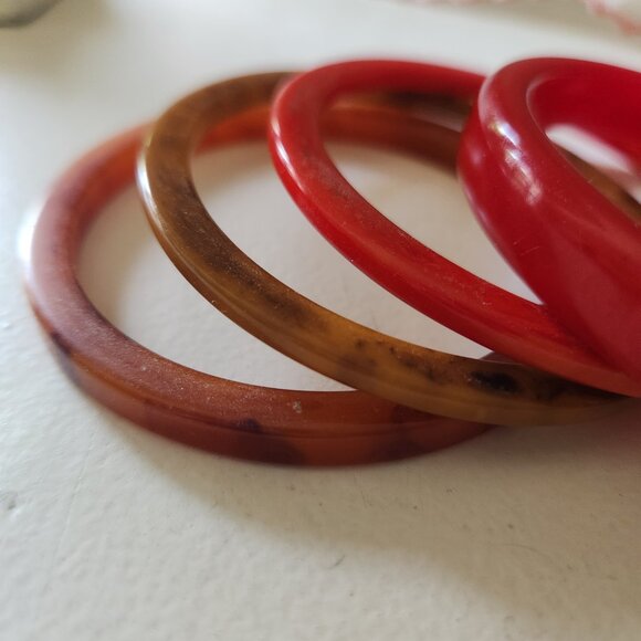 Vintage Bakelite Bangle Bracelets - Picture 2 of 6